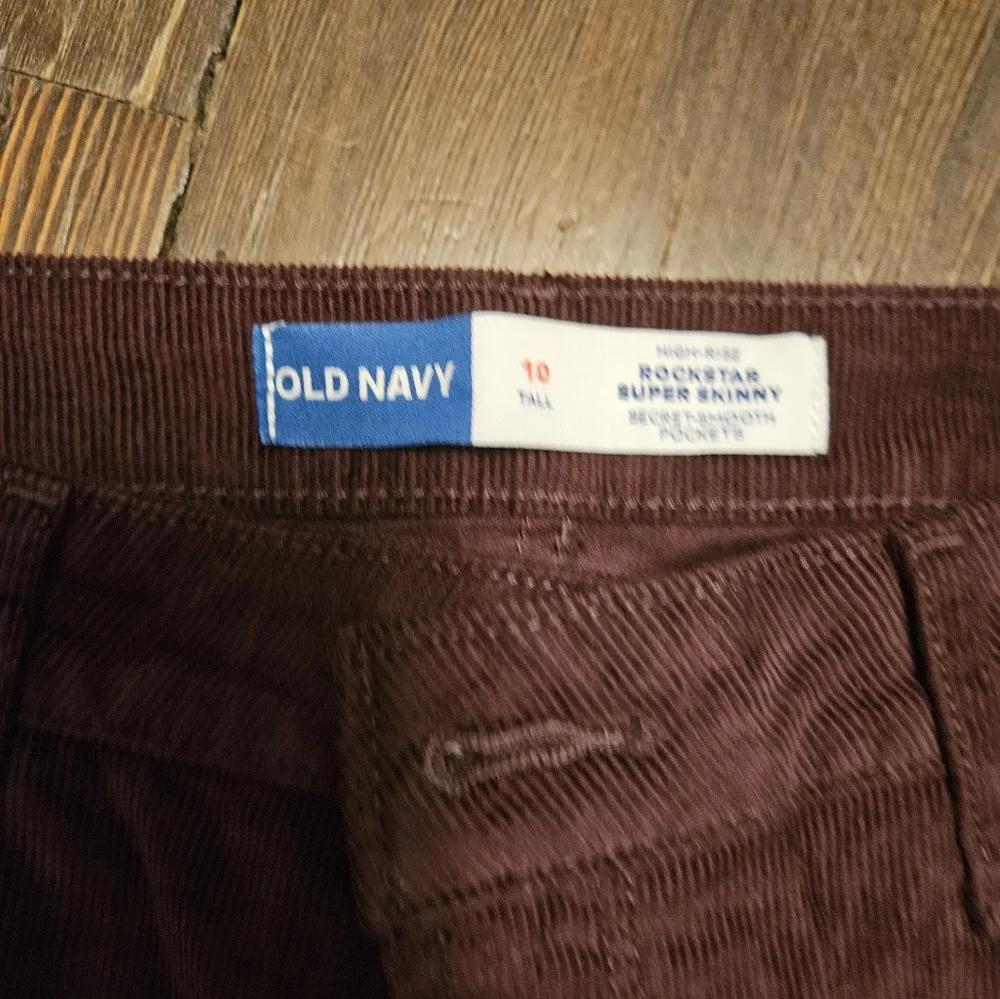 ***NWT*** Old Navy courdoroys - Picture 3 of 5